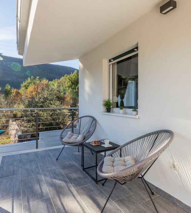 vila_omis5.jpg