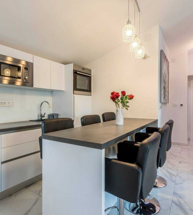 vila_omis9.jpg
